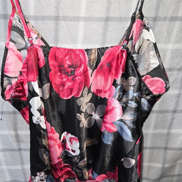 LILAC & LAVENDER NWT 3 PIECE CAMI/SHORT/ROBE XL - Picture 9 of 16